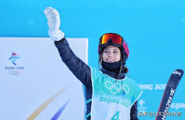 谷爱凌时尚着装,谷爱凌衣着很酷