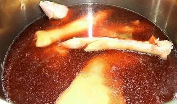 香料包的秘密,红曲米加黄栀子糖色