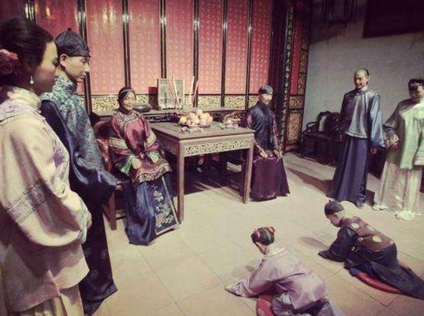 人过五代必迁坟房过三代必走人,人过五代另起坟有哪些讲究