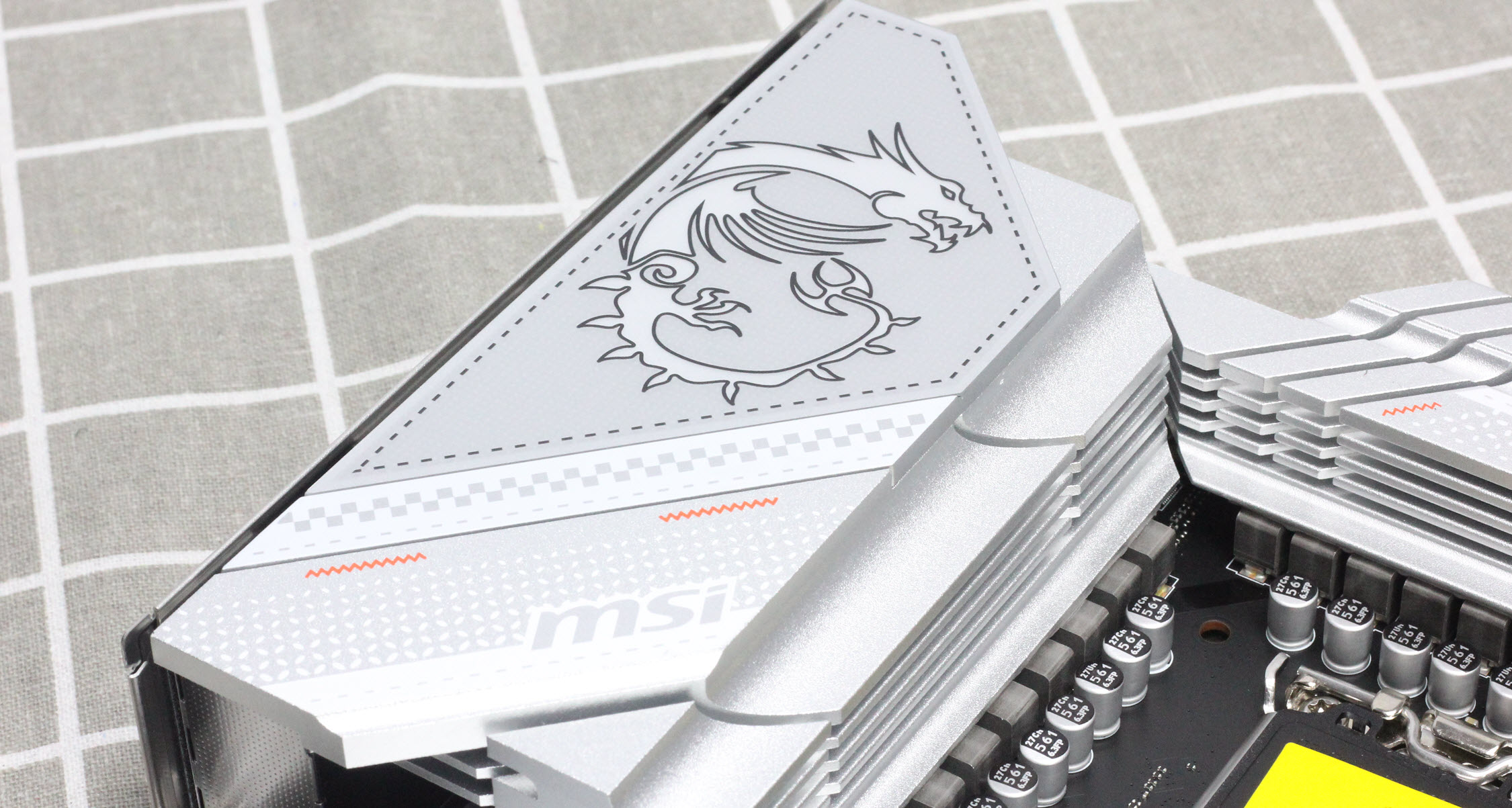 微星笔记本游戏本推荐2023,微星顶级游戏配置