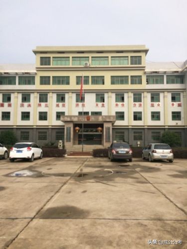 考公应届生上岸三不限难度有多大,三本大龄考三不限公务员上岸