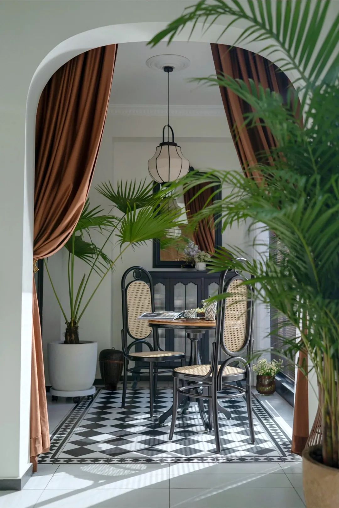 复古南洋风，这浓郁的电影氛围感真的很上头