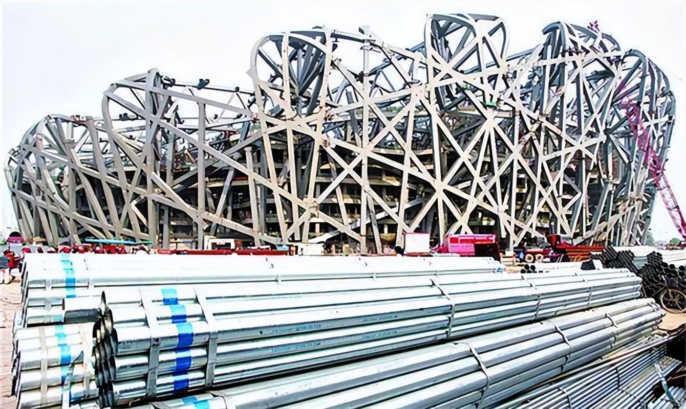 鸟巢耗资,耗资43亿建的鸟巢