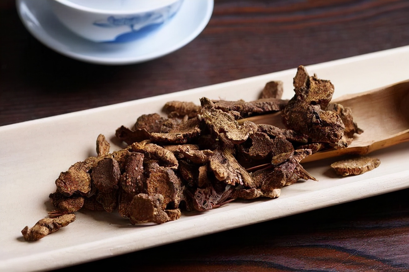 中医脚爱出汗的解决方法,阳虚脚热怎么治疗