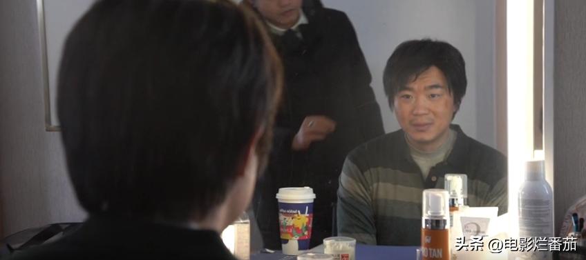 “草根”大鹏终获影帝，他身上的三个“未解之谜”，是时候解开了