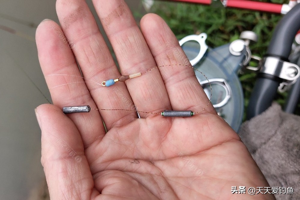 野钓夏季钓多深水合适,野钓频繁抛饵