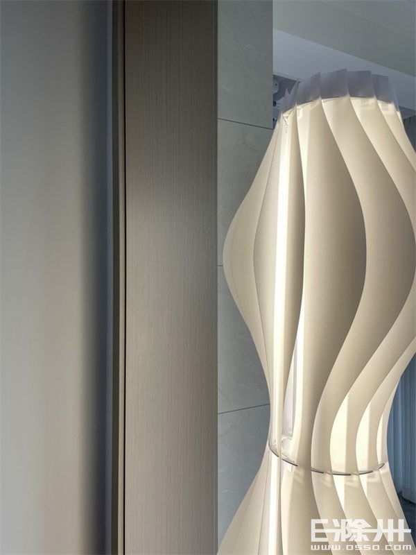 驱车一小时看了一个二十米的古镇,驱车半个小时才到达目的地