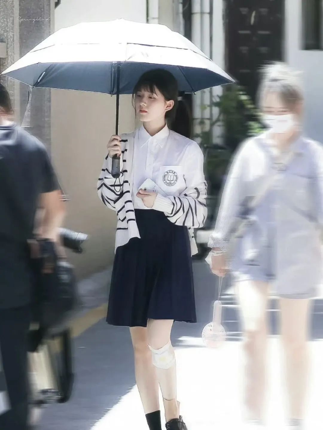 6个简单又有效的美白方法,军训必备美白神器让你白成一道光