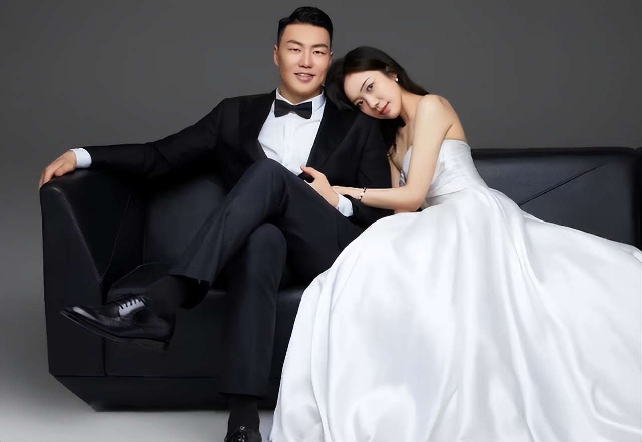 中国男篮国手李根再婚,男篮李根现任妻子