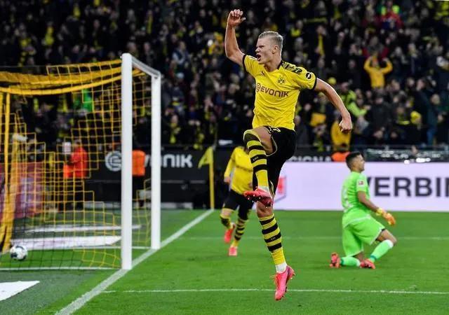 哈兰德的暴力射门观赏性,哈兰德奇怪的射门姿势