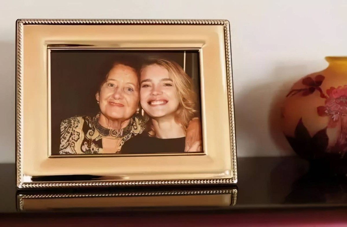 天上掉下个“壕姐姐”:LV太子妃找到失散24年的亲妹,带她豪华游