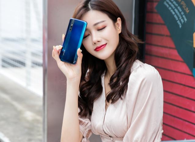 2022最推荐的颜值手机,2021最值得买的三款手机玩机报告