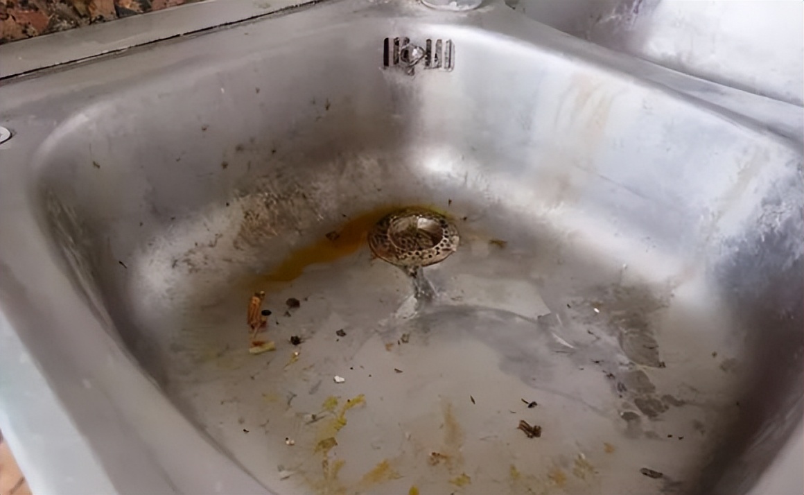 河南发现一户人家厨房，那叫一个先进！拍照给大家瞧瞧，真高级！