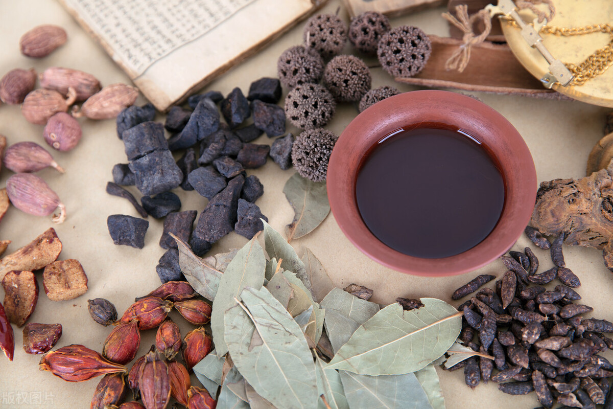 声音沙哑吐字不清是什么原因,声音沙哑难听口齿不清晰