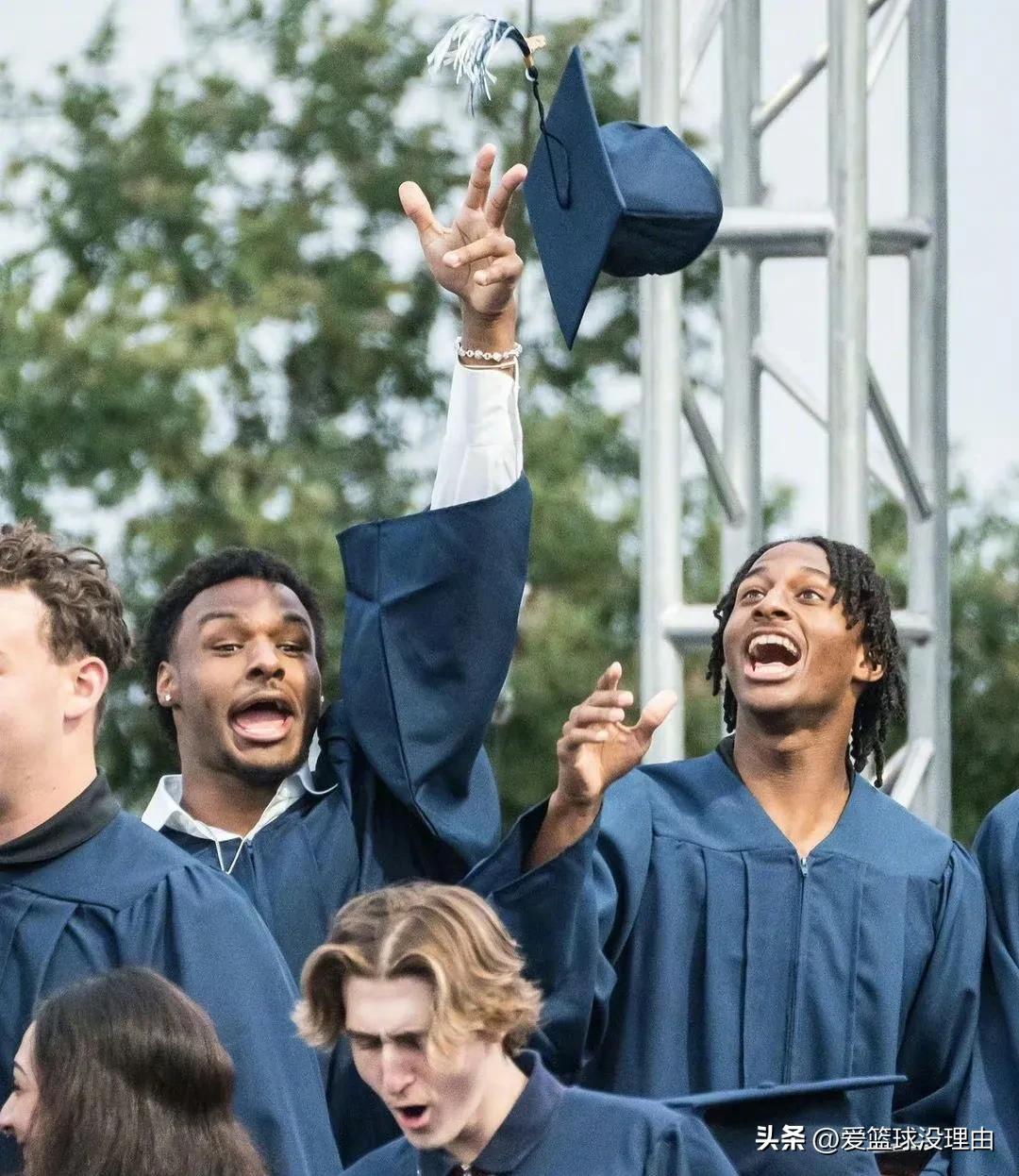 詹姆斯出席儿子活动,詹姆斯儿子毕业典礼