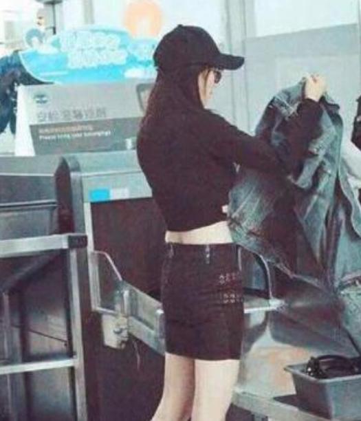 假发假臀假肌肉，半个娱乐圈“从头假到脚”，原来没什么是真的