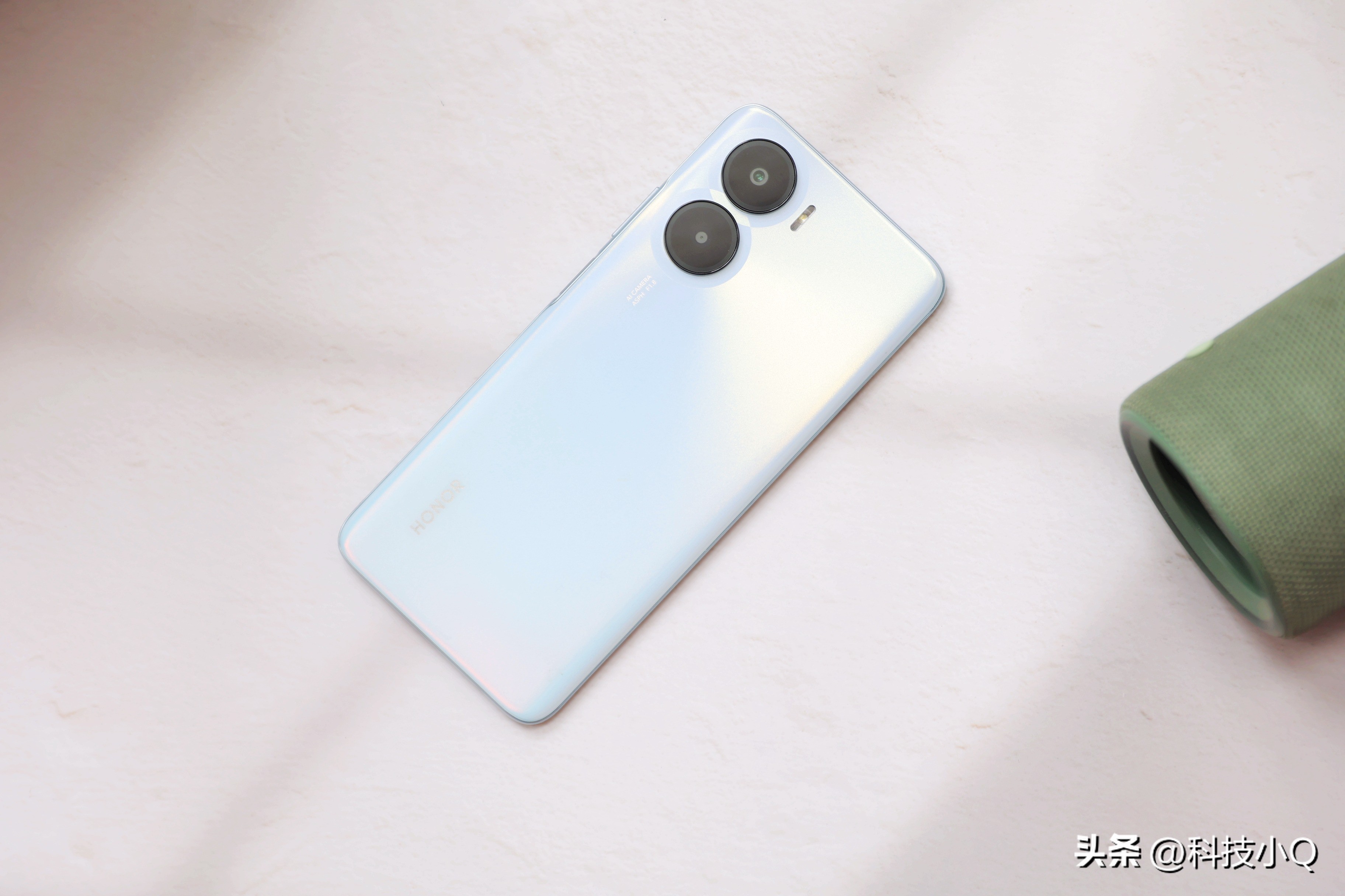 荣耀畅玩40plus的原神测评,荣耀畅玩40plus有无线充电吗