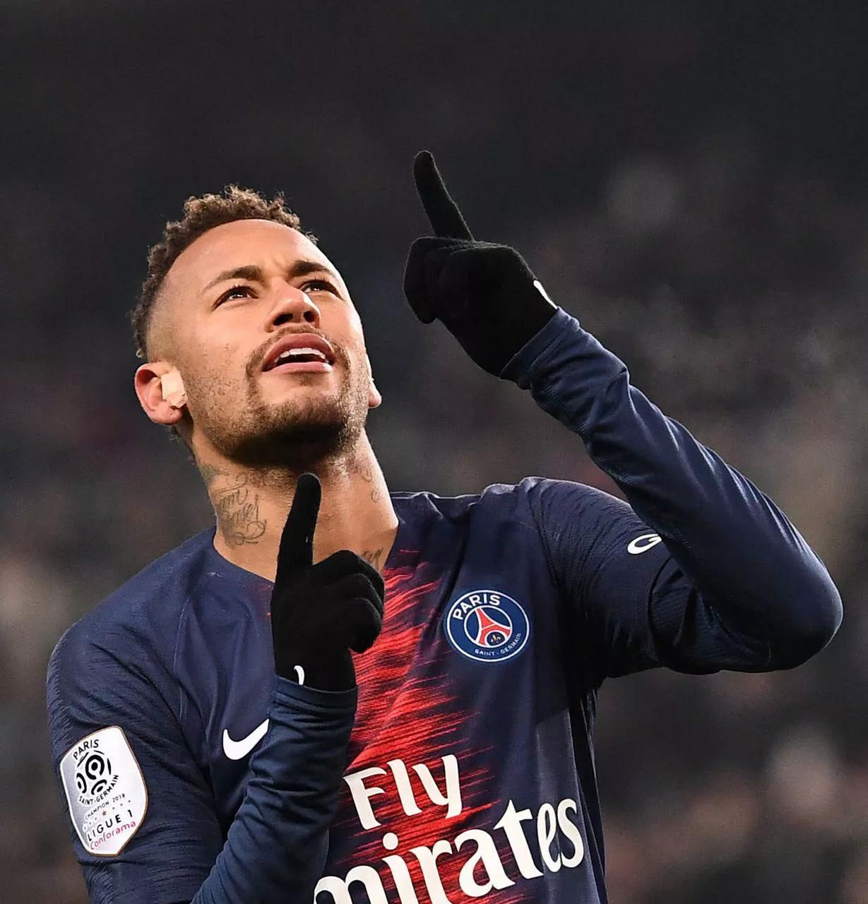 巴西人为什么踢球这么厉害,巴西人为什么这么喜欢足球