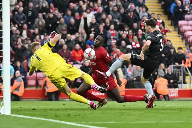 拉姆斯代尔阿森纳扑救,阿森纳为什么不用拉姆斯代尔