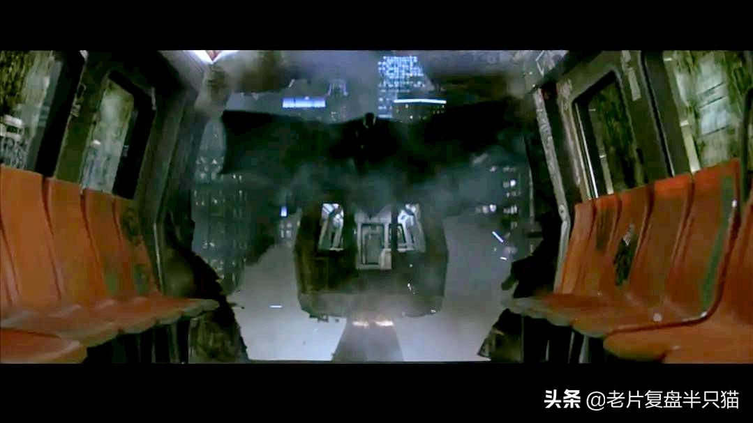 钢铁侠和蝙蝠侠后期谁更强,钢铁侠为什么注定打不过蝙蝠侠