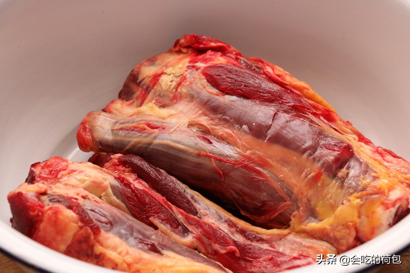 酱牛肉软烂无比的秘诀,酱牛肉如何用酱油先泡一下