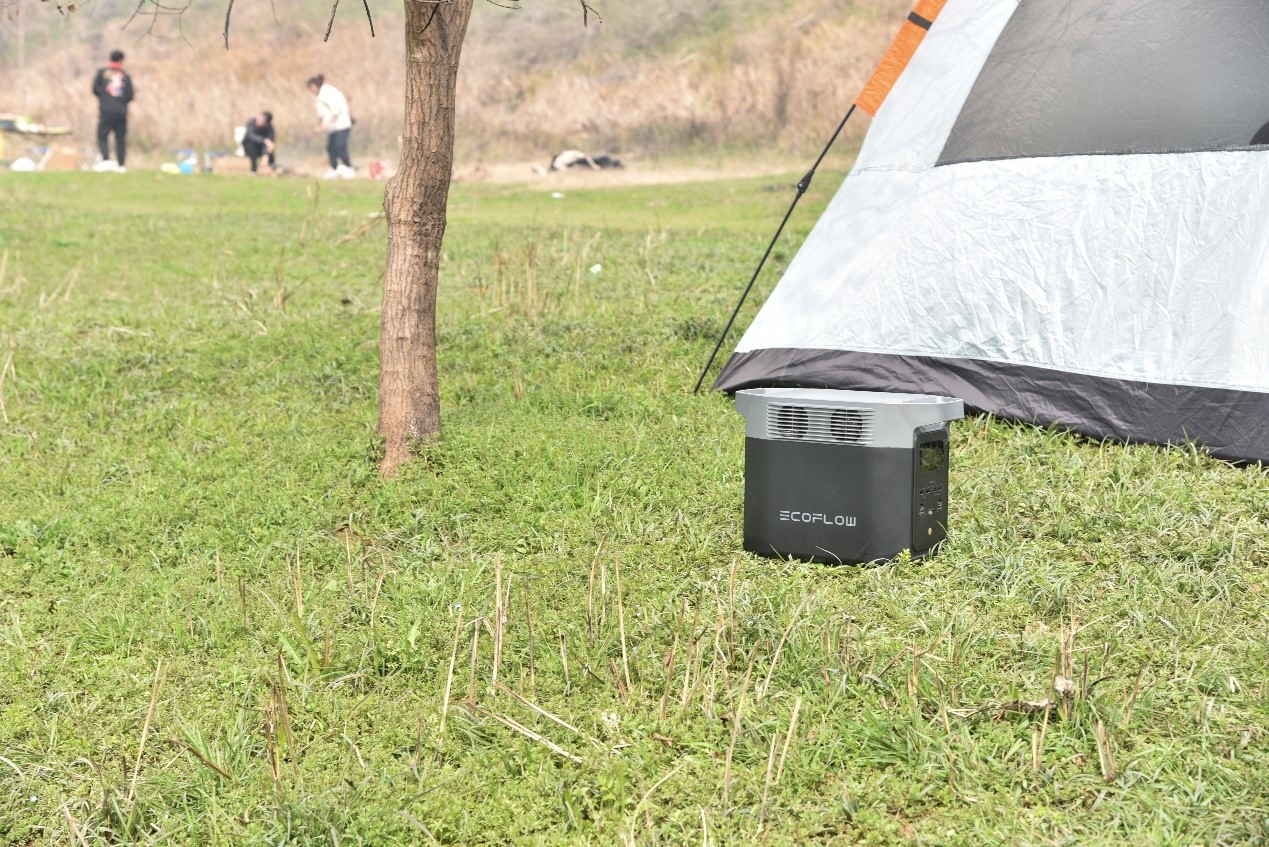 能给汽车充电的户外电源，正浩德DELTA2体验，1800W高功率输出