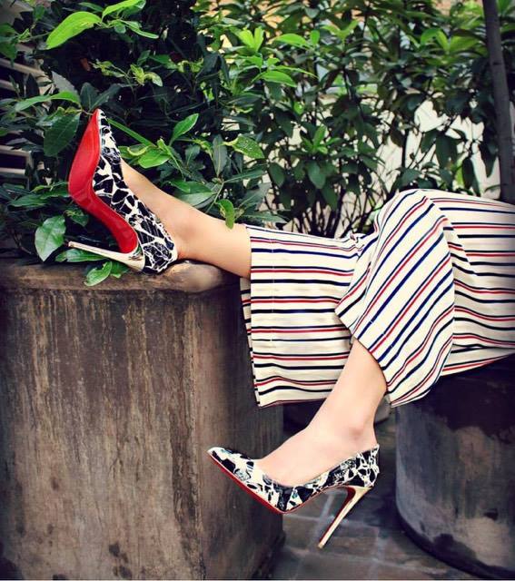 christianlouboutin黑面红底高跟鞋,christianlouboutin全钻高跟鞋