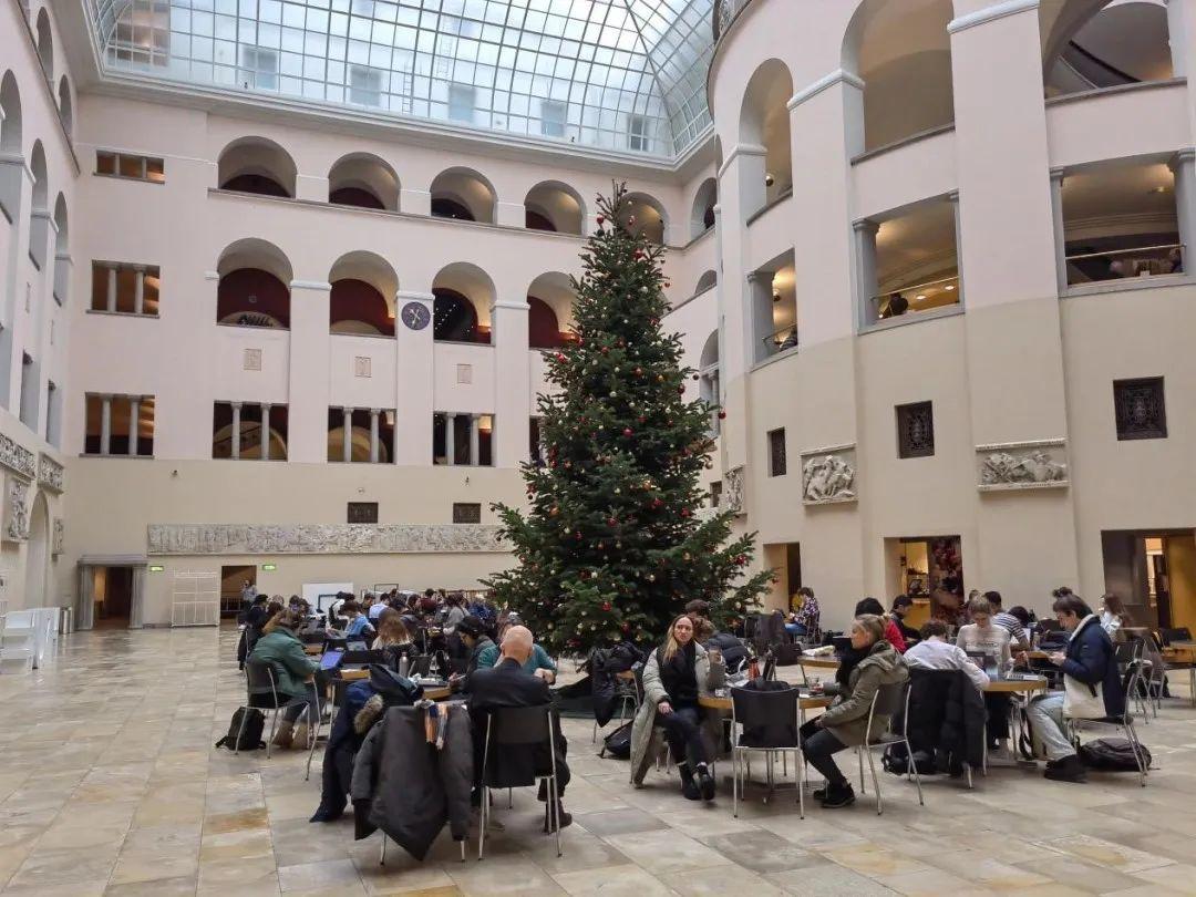 寻求院校合作，招引总部落户！经开赴欧招商冲冲冲