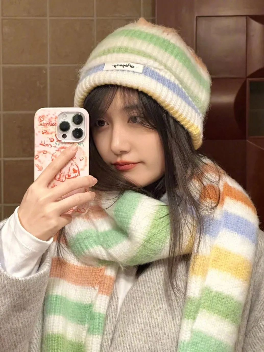 大衣围巾冬天最慵懒时髦的组合,大衣围巾入冬王炸组合