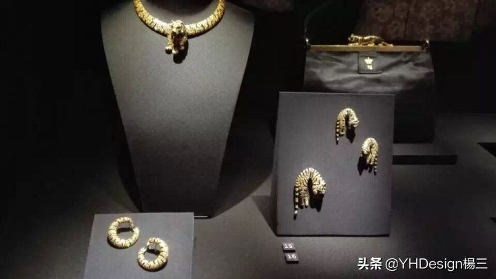 施华洛世奇只是水晶和钻石饰品吗,施华洛世奇的水晶假不假