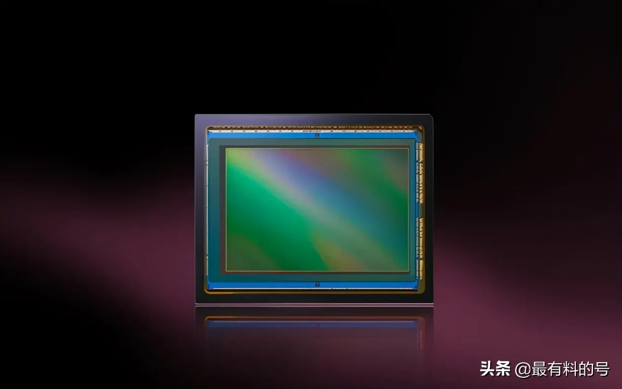 佳能尼康索尼三款微单相机哪个好,佳能与尼康全画幅微单比较哪个好