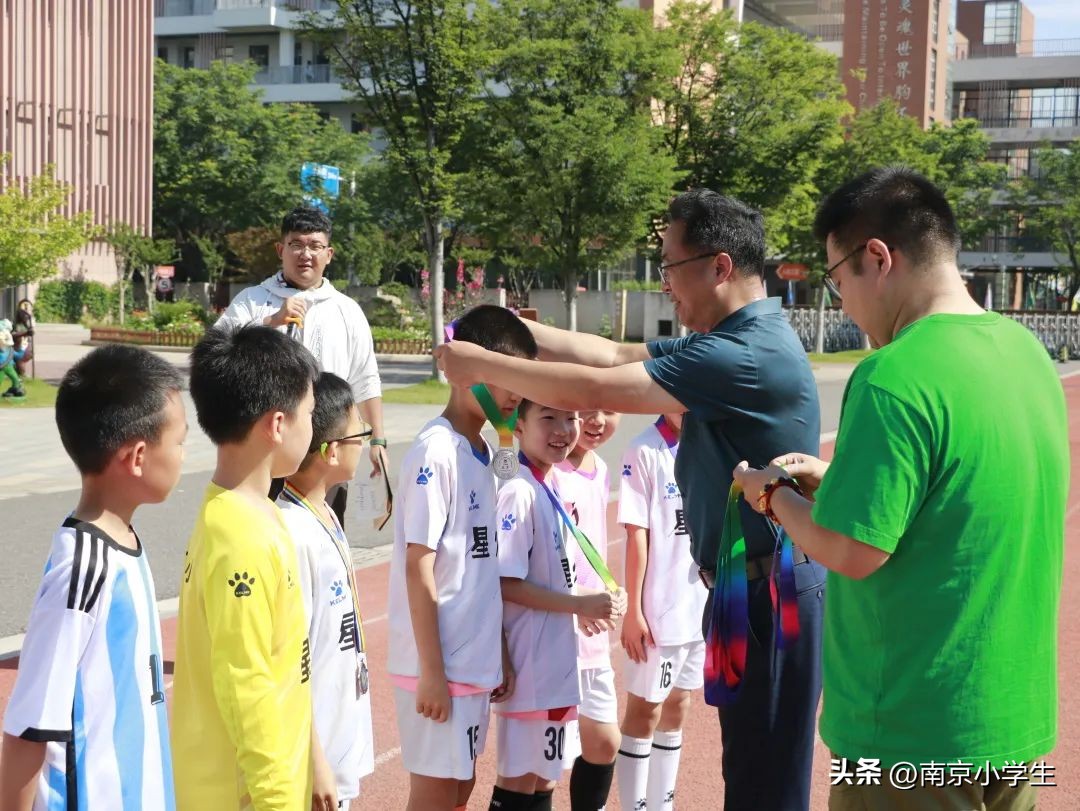 建邺区春季校园足球联赛,河西南外足球