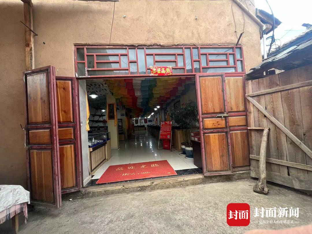 银饰煮水喝能缓解疼痛？泸沽湖景区游客“买银被骗”现象调查：实景表演“请君入瓮”丨追踪到底