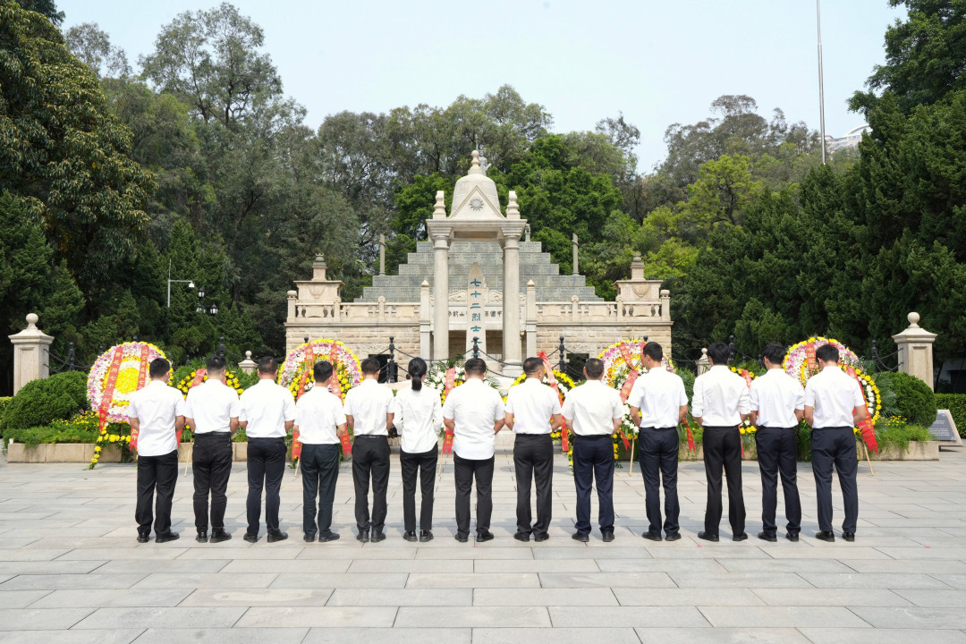 广州黄花岗七十二烈士陵园七律,走进广州黄花岗七十二烈士之墓