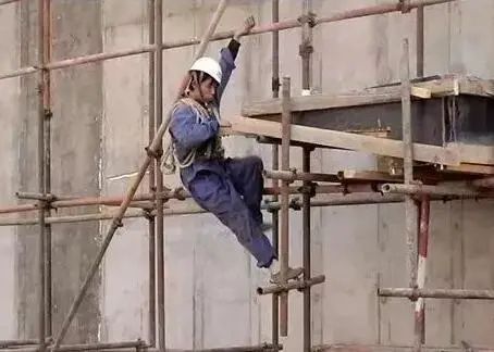 冬季交通运输安全提示卡~请查收！