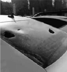 冰溜子的杀伤力,鸡蛋大的冰雹能砸坏车玻璃吗