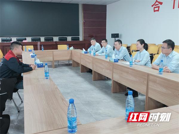 建行惠懂你助力小微企业,建行金融服务助力实体经济