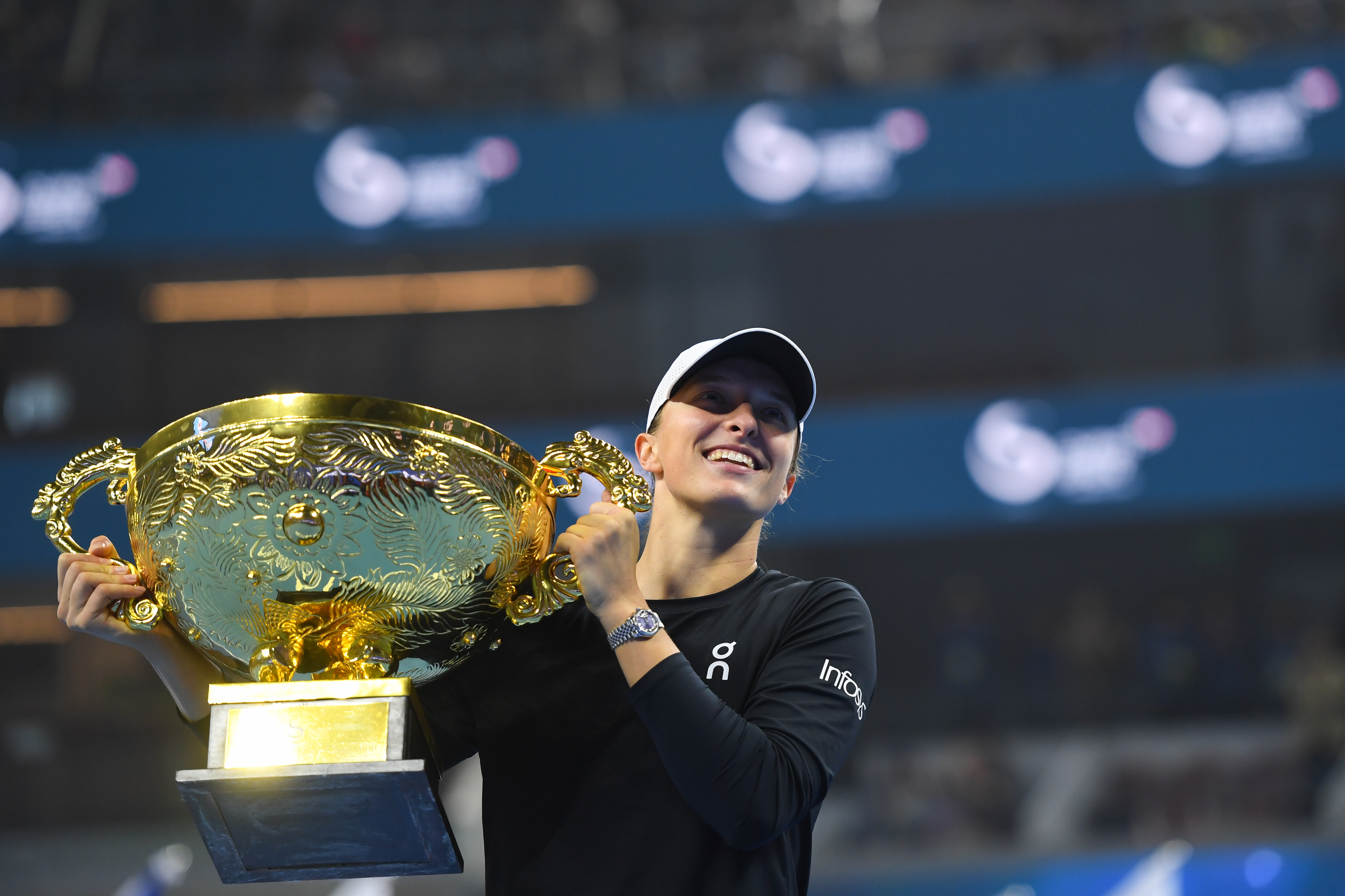 追光丨“京彩”中网，我们来年再见！