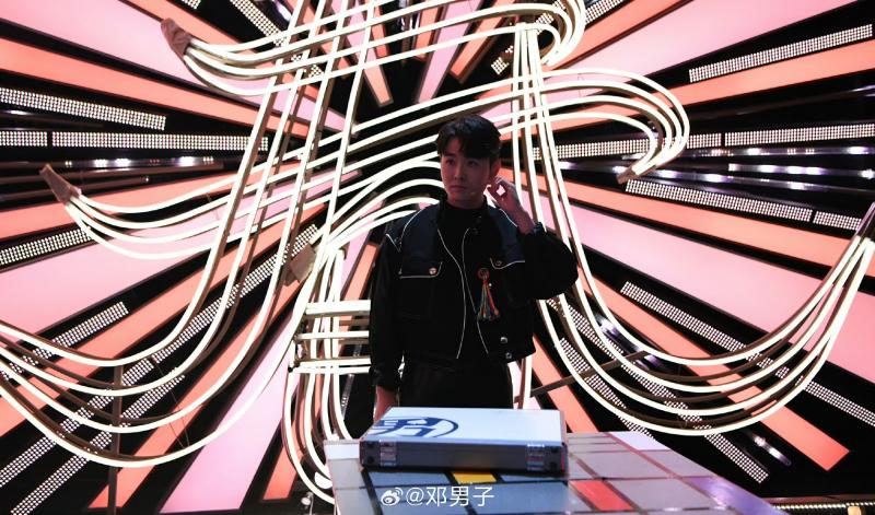 专访魔术师邓男子,魔术师邓男子变身沈梦辰