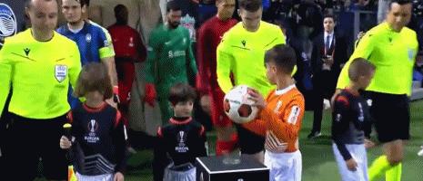 利物浦0-3惨败亚特兰大欧联杯,利物浦1-4不敌曼城克洛普