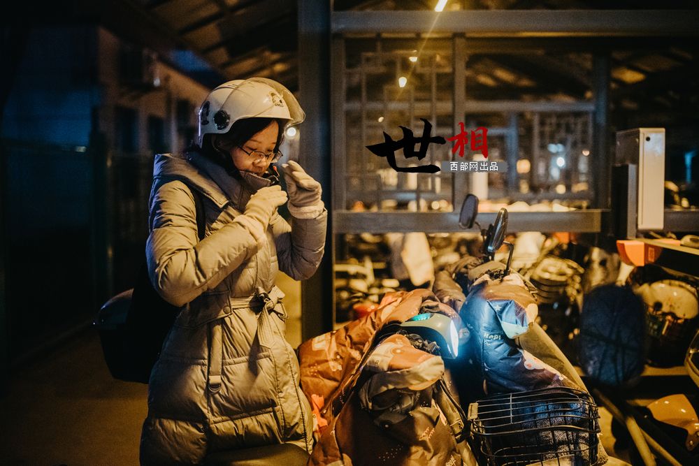 世相丨儿科医生邓亚楠:治愈患儿内心也被纯真填满