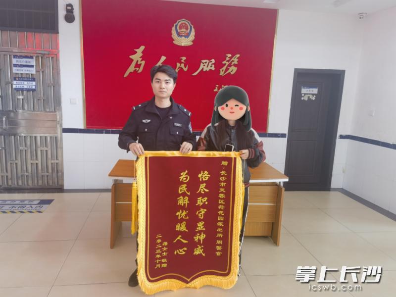 假冒的苹果山寨手机,网上卖200块钱的苹果手机是真是假