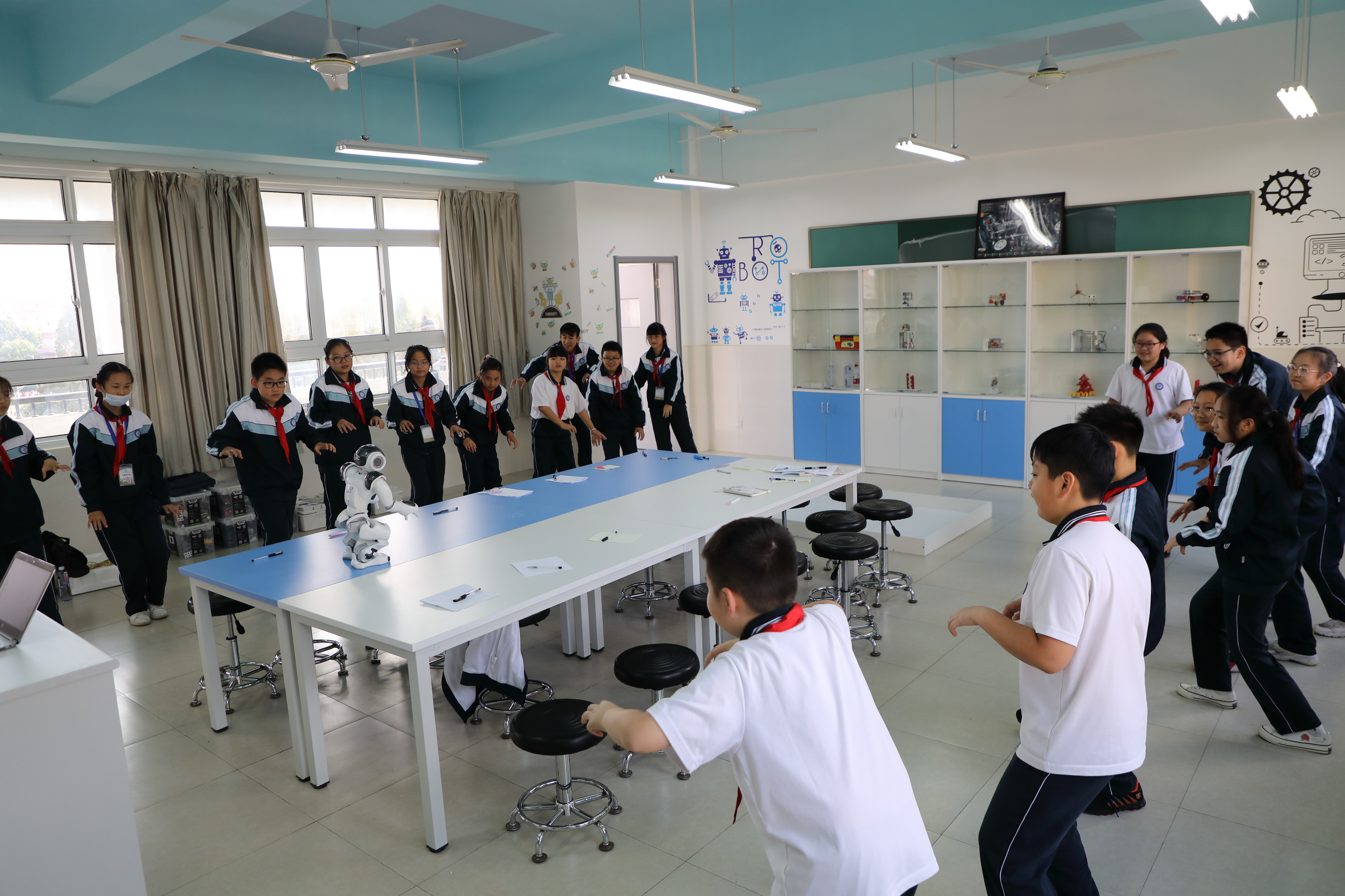 上海市第二工业大学附属龚路中学,上海第二工业大学附属龚路中学