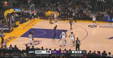 托马斯比赛高光时刻,托马斯连续三场超40分