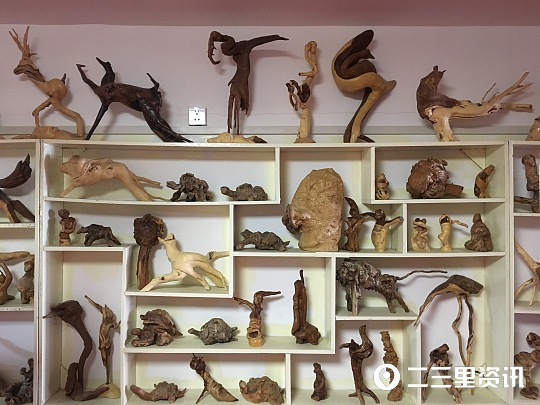 枯木逢春化腐朽为神奇的根雕艺术,他痴迷根雕24年妙手雕活枯树老根