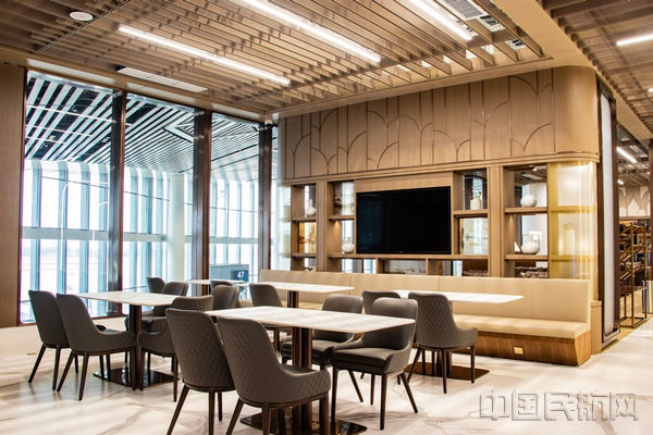 海南航空地面服务部制服,海南航空地面