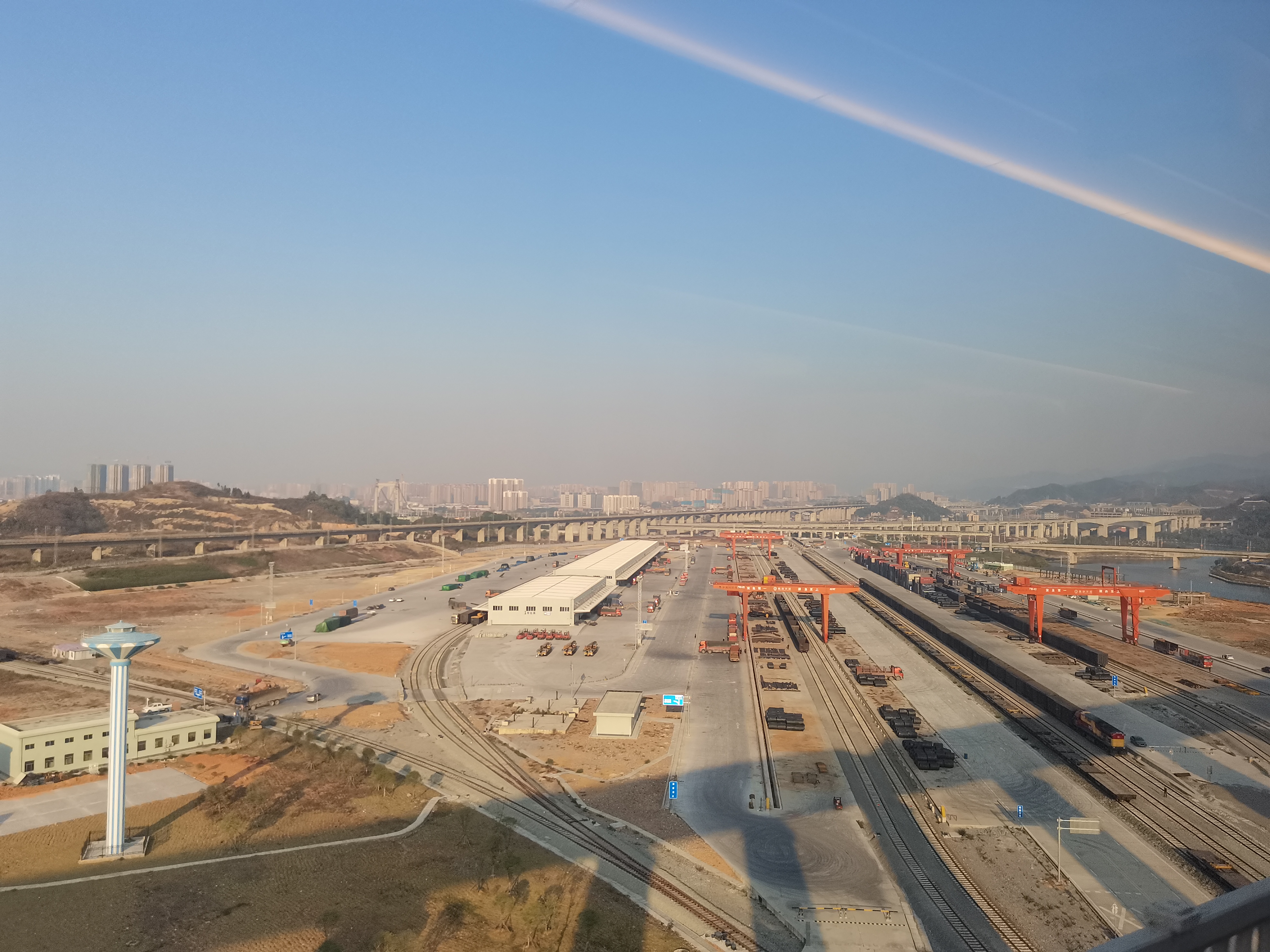 吉首五小时车程旅游,吉首东站怎么去凤凰古城景区