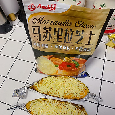 这道我最拿手的芝士焗红薯，好吃到停不下筷子