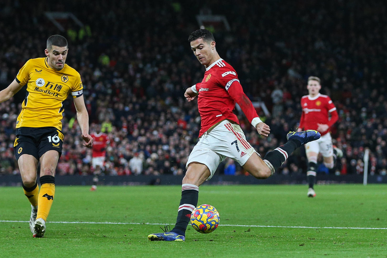 c罗重回曼联最新消息,c罗重返曼联最新消息