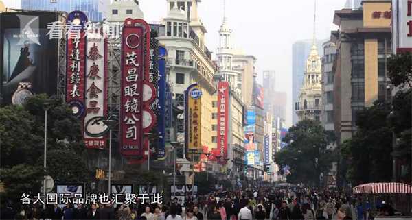 我应该买什么样的篮球鞋,应该选比自己脚大多少的鞋